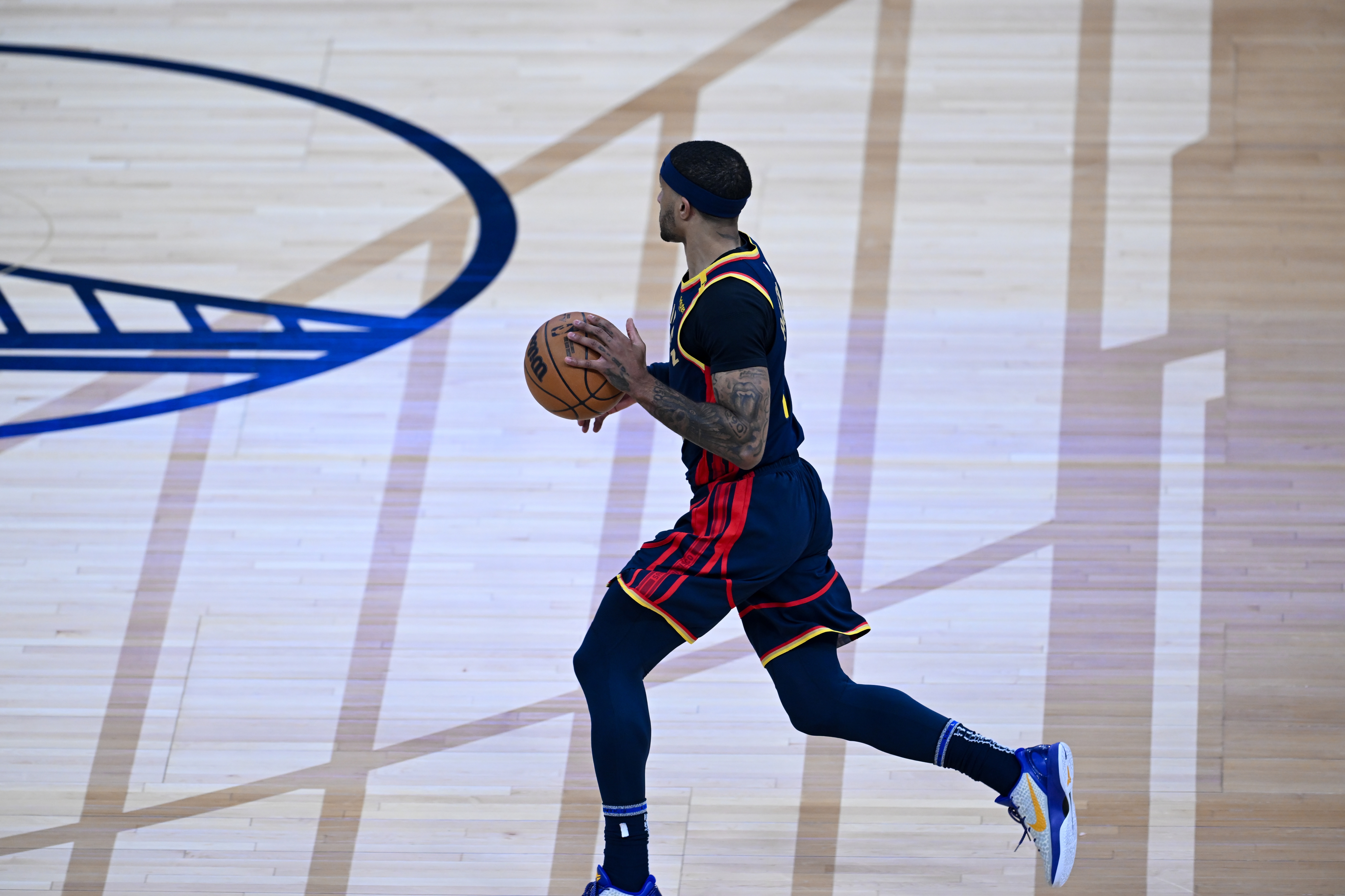 绿军45分狂屠奇才豪取三连胜，怀特全能30+7+9引领团队风暴