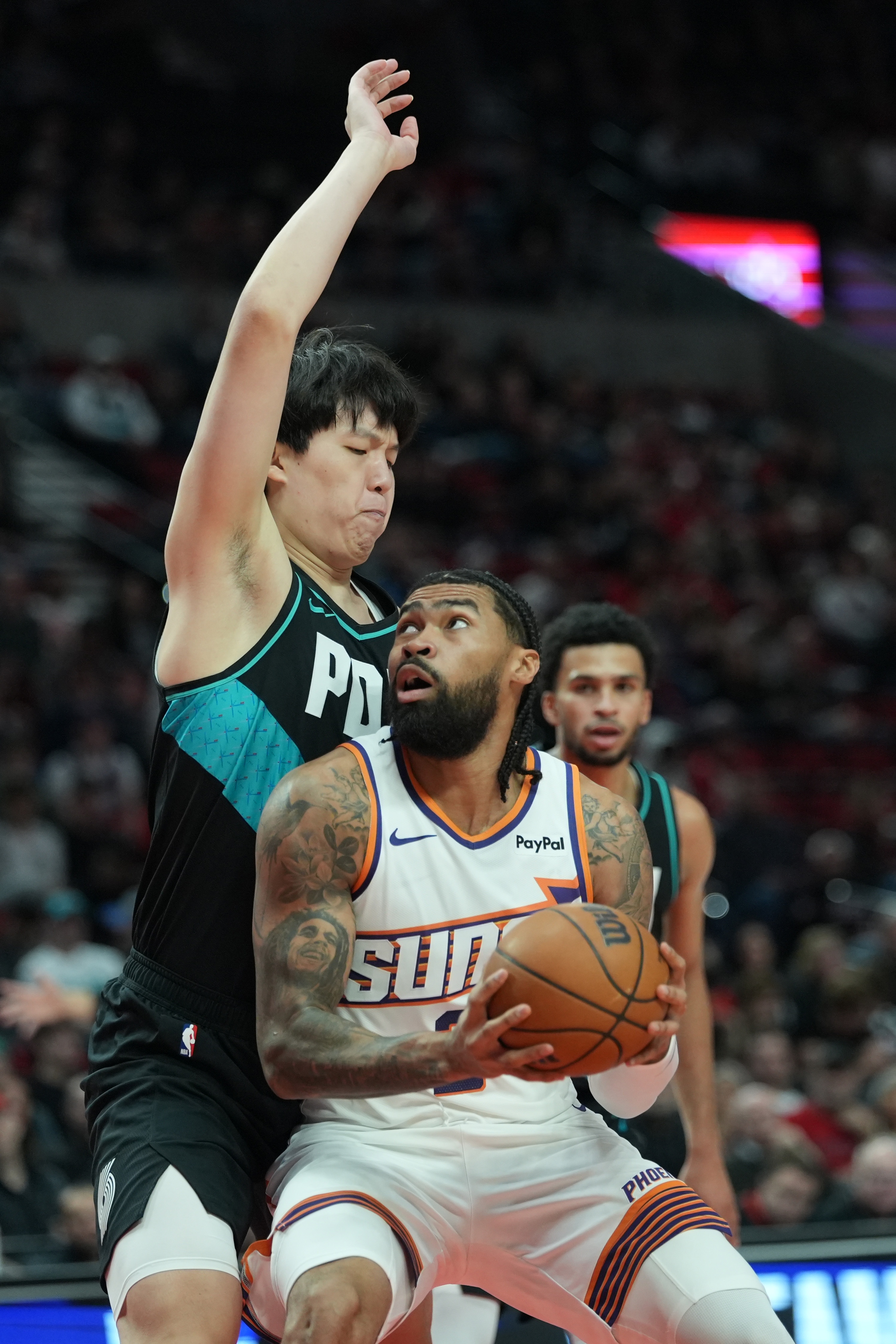 杰伦-约翰逊三双率老鹰力克骑士，米切尔空砍42分难救主