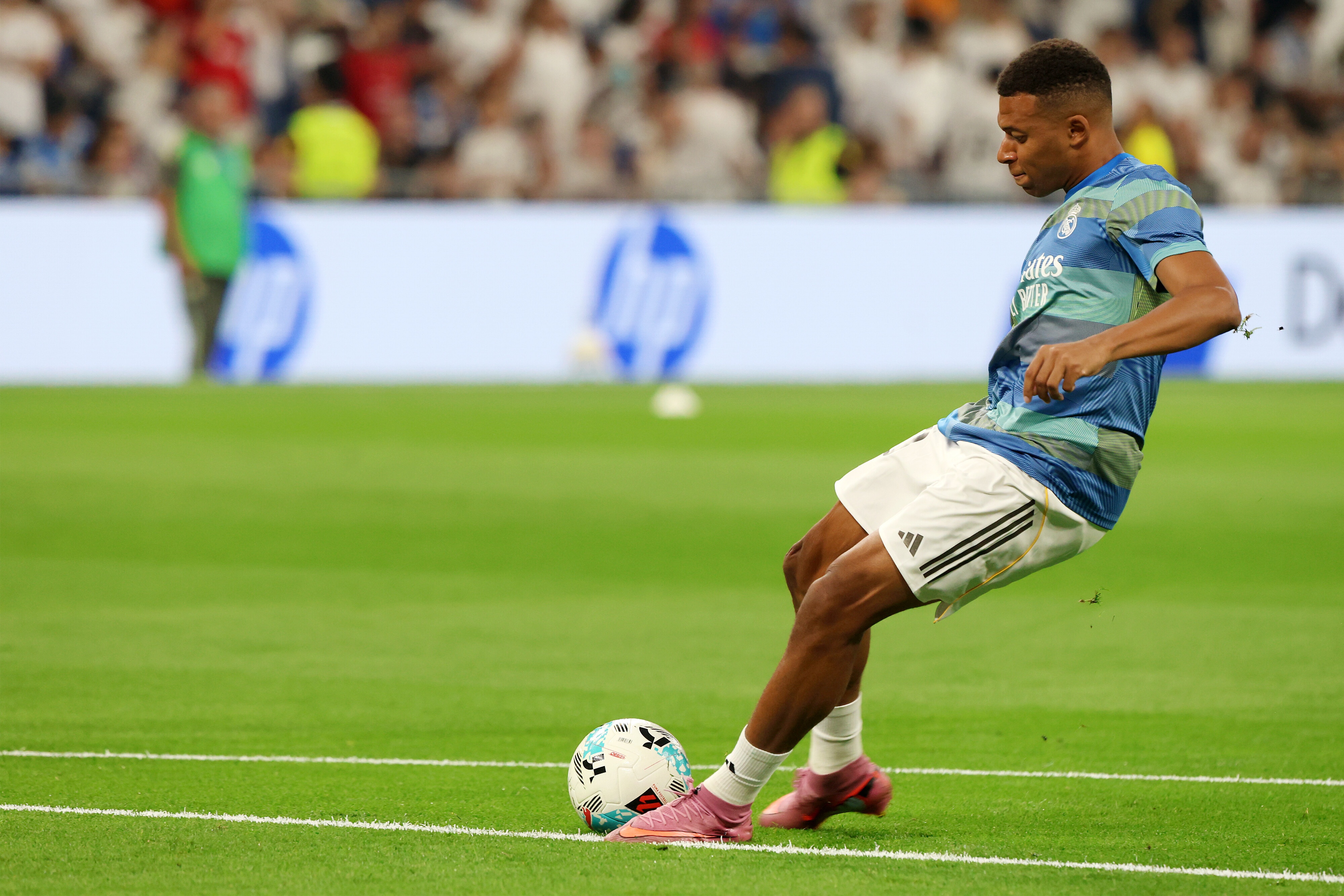 后防新星闪耀中甲，定南赣联李苏达荣膺十月最佳U21球员