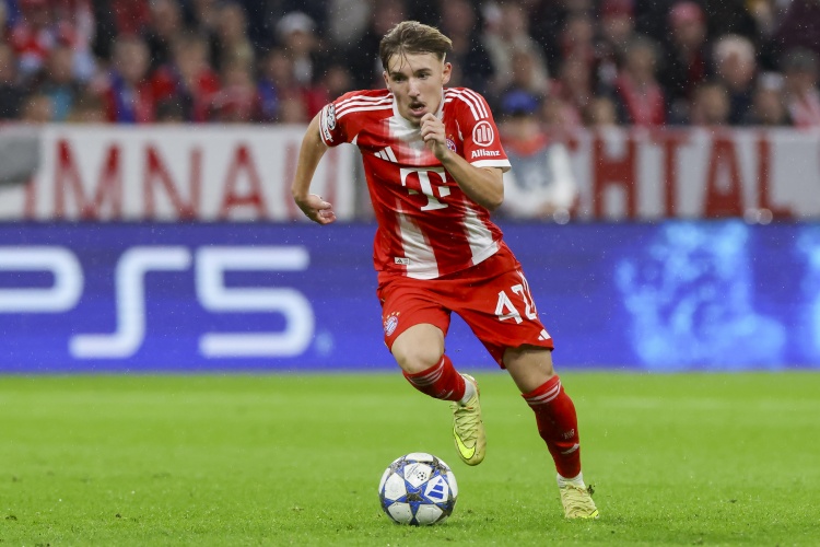 红魔专克强队却陷“扶贫”怪圈，曼联遇弱不强成争四隐忧