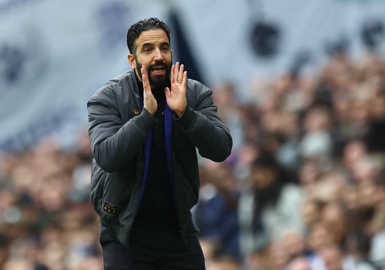 曼联避穿争议球衣客战水晶宫，阿莫林誓言逆境复仇